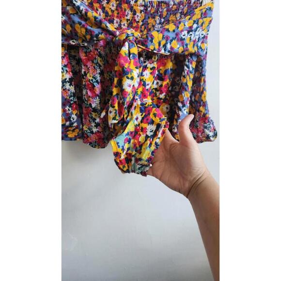 Patrons Of Peace Shorts Womens Small Floral Bow Tie Smocked Waist Summer Casual - Picture 4 of 5